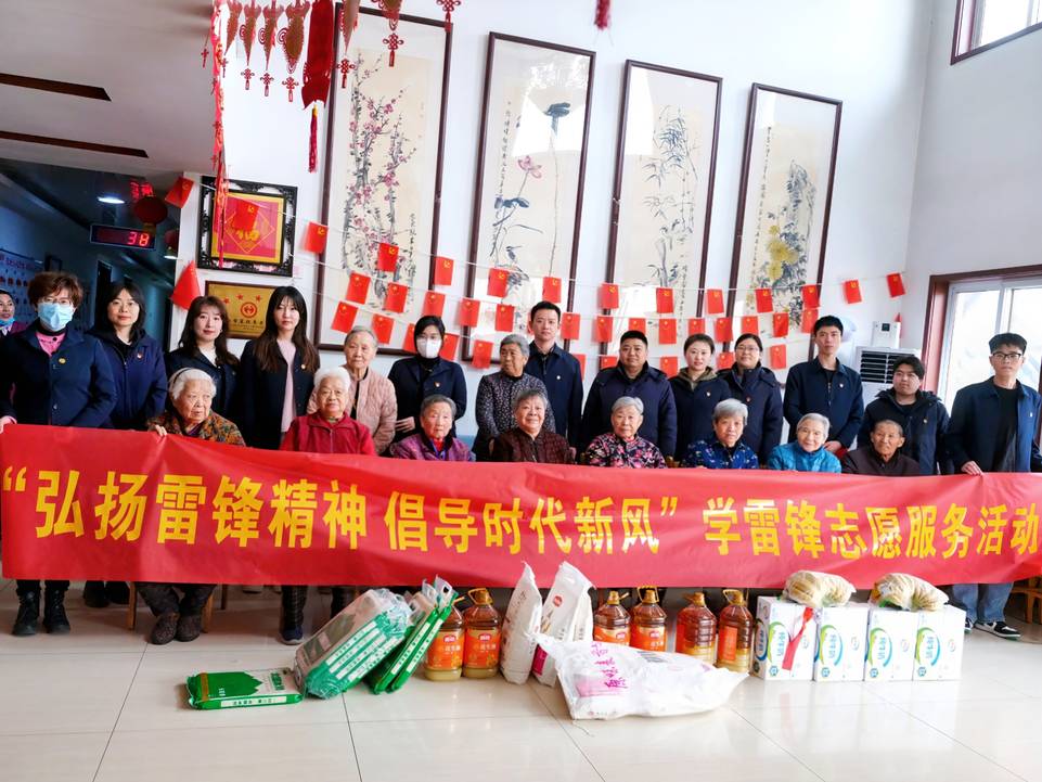 e80306100f6fb263115616064ebcd1d.jpg e80306100f6fb263115616064ebcd1d.jpg