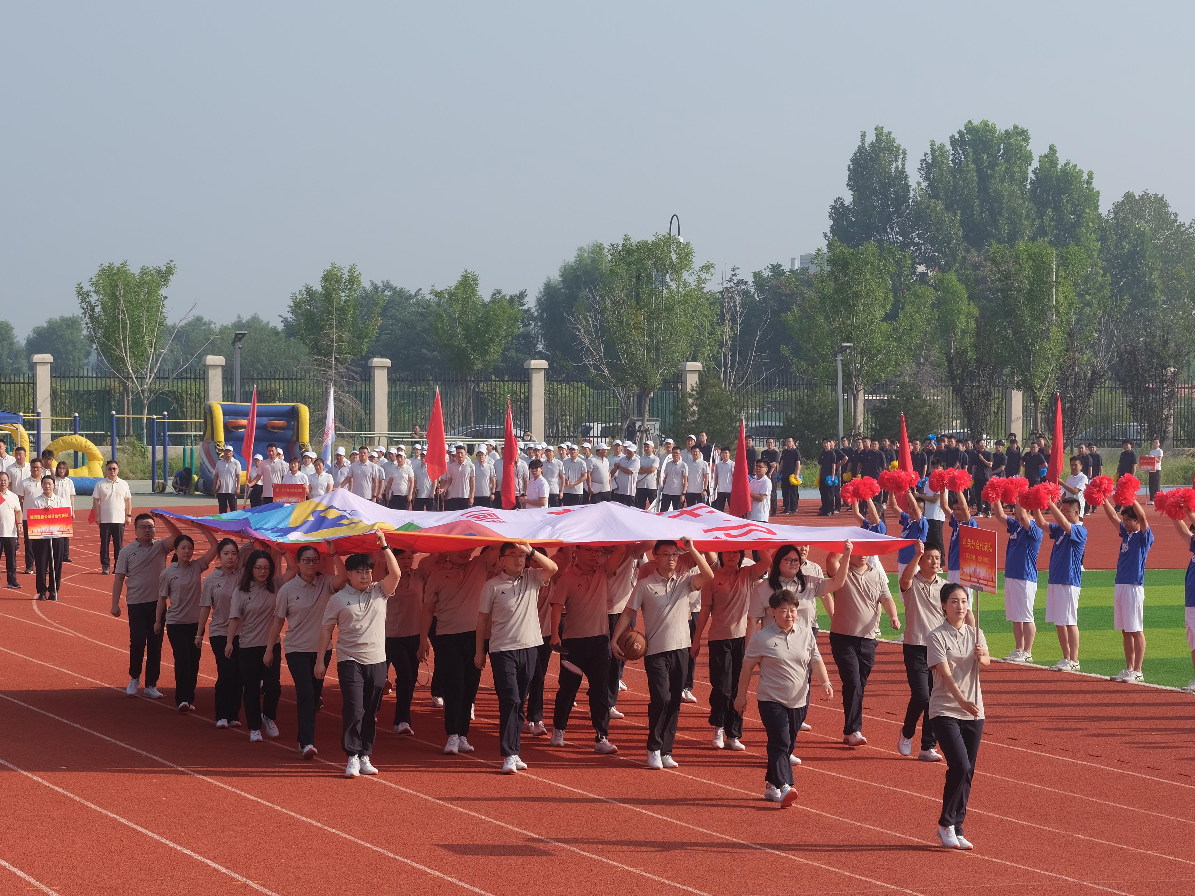 機(jī)關(guān).JPG 機(jī)關(guān).JPG